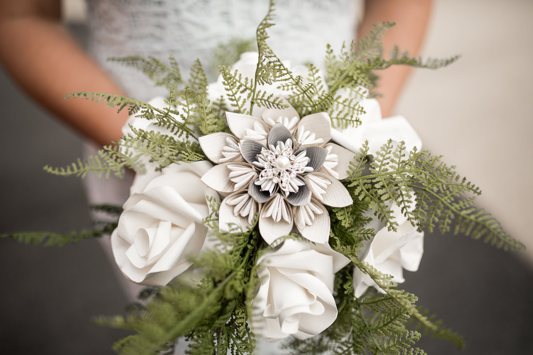bridesmade flowers